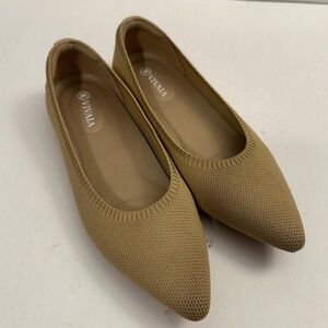 VIVAIA Lightweight Pointed-Ballet Flats (Aria Walker) Almond Color Size US 7.0